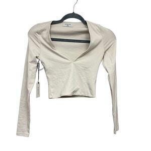 Babaton contour cropped long sleeve blouse size 2xs